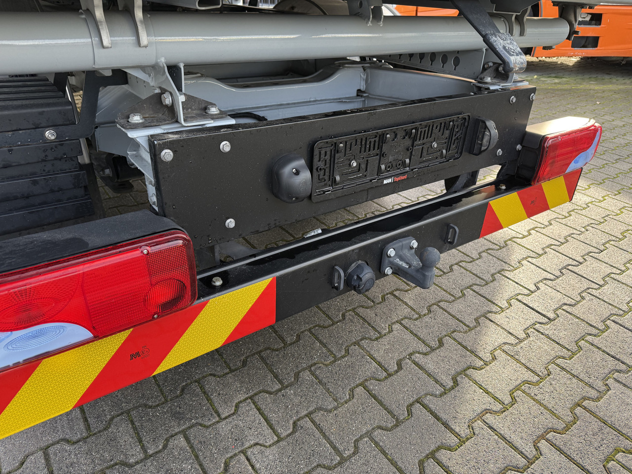 MAN TGE 6.160 Meiller Trigenius Neuwertig ! - Tovornjak prekucnik: slika 5 MAN TGE 6.160 Meiller Trigenius Neuwertig ! - Tovornjak prekucnik: slika 5