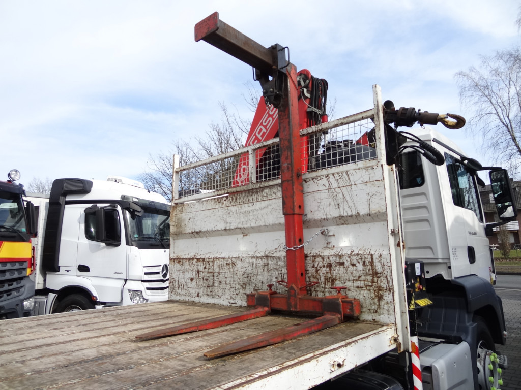 MAN TGS 26.320 6X4 BB mit Kran Fassi F175 - Tovornjak s kesonom, Tovornjak z dvigalom: slika 3 MAN TGS 26.320 6X4 BB mit Kran Fassi F175 - Tovornjak s kesonom, Tovornjak z dvigalom: slika 3