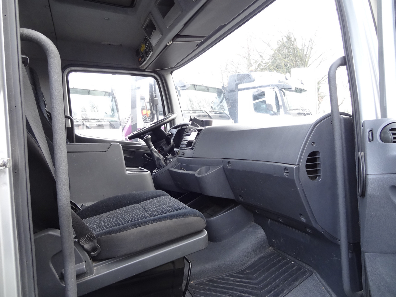 Mercedes-Benz Atego 818 Kran Palfinger 6501 - Tovornjak z dvigalom, Tovornjak s kesonom: slika 4 Mercedes-Benz Atego 818 Kran Palfinger 6501 - Tovornjak z dvigalom, Tovornjak s kesonom: slika 4