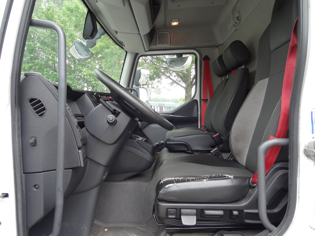 Renault D10.210 7m Koffer - Tovornjak zabojnik: slika 5 Renault D10.210 7m Koffer - Tovornjak zabojnik: slika 5