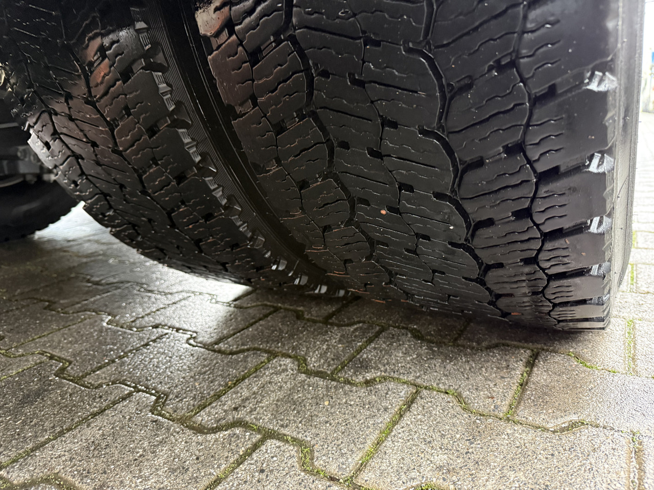 Scania P280 4X2 - Tovornjak zabojnik: slika 2 Scania P280 4X2 - Tovornjak zabojnik: slika 2