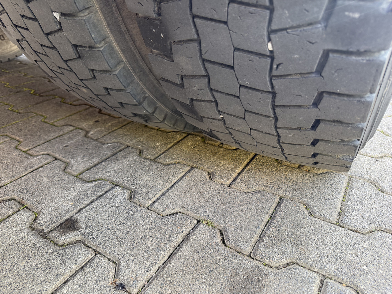 Scania R380 6X2*4 Kipper mit Kran HIAB 220 - Tovornjak prekucnik, Tovornjak z dvigalom: slika 4 Scania R380 6X2*4 Kipper mit Kran HIAB 220 - Tovornjak prekucnik, Tovornjak z dvigalom: slika 4