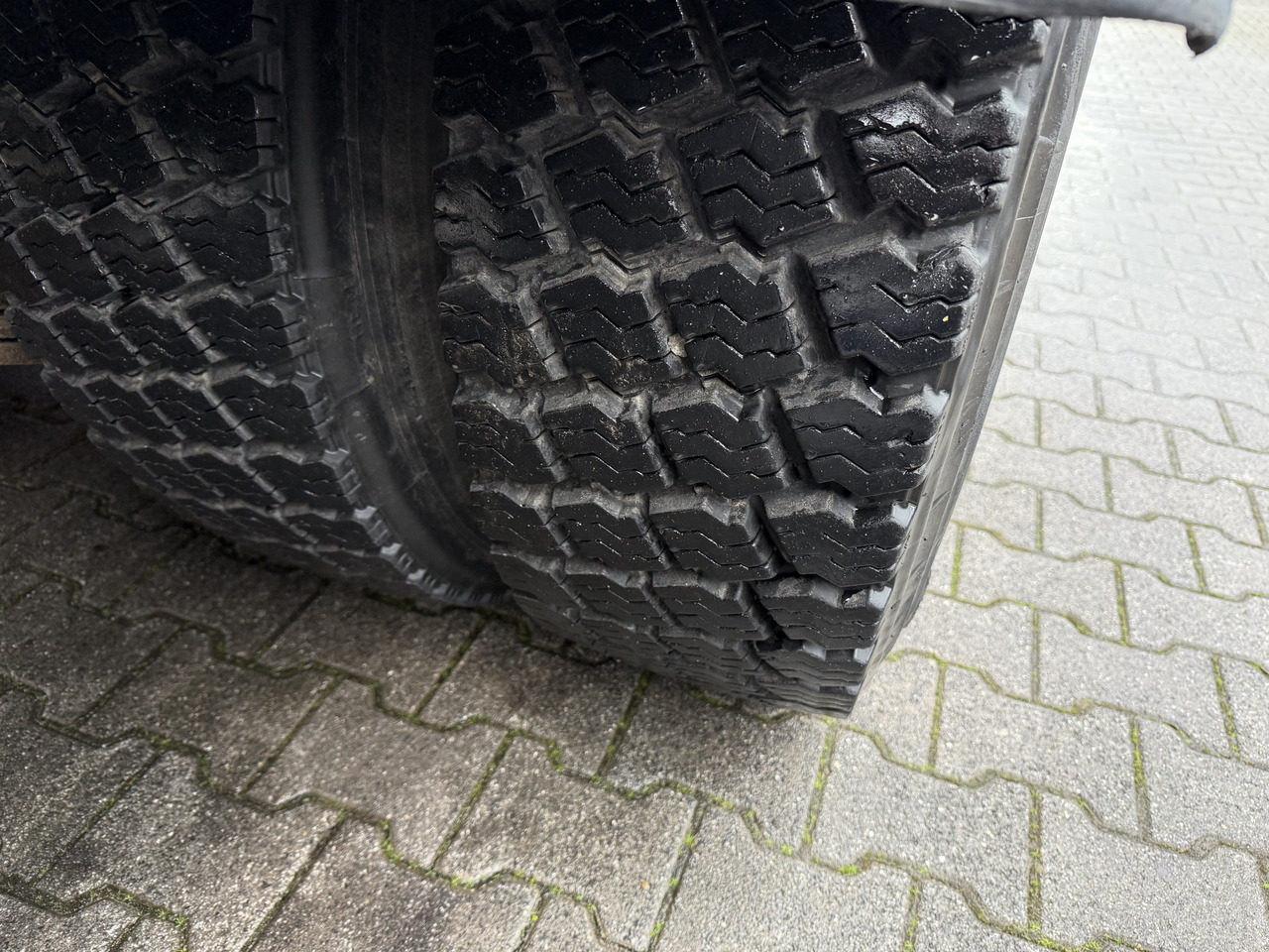 Volvo FH12 420 6X2 Kran PM 30025 bis 26.5 Meter - Tovornjak s kesonom, Tovornjak z dvigalom: slika 3 Volvo FH12 420 6X2 Kran PM 30025 bis 26.5 Meter - Tovornjak s kesonom, Tovornjak z dvigalom: slika 3