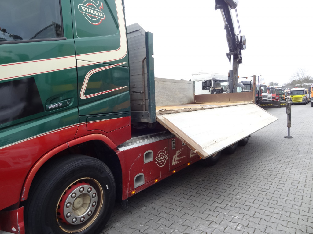 Volvo FH540 8X4 Kipper mit Kran Hiab 244-5 - Tovornjak prekucnik, Tovornjak z dvigalom: slika 2 Volvo FH540 8X4 Kipper mit Kran Hiab 244-5 - Tovornjak prekucnik, Tovornjak z dvigalom: slika 2