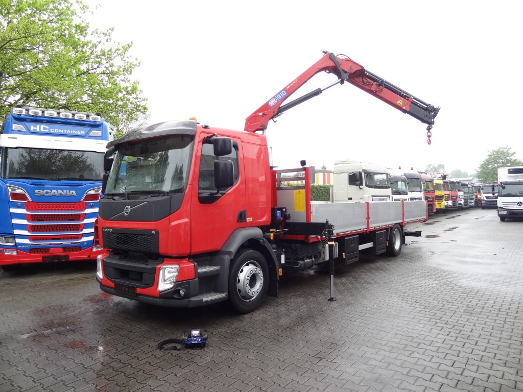 Volvo FL 280.18 mit Kran HMF 910 K3 - Tovornjak s kesonom, Tovornjak z dvigalom: slika 1 Volvo FL 280.18 mit Kran HMF 910 K3 - Tovornjak s kesonom, Tovornjak z dvigalom: slika 1