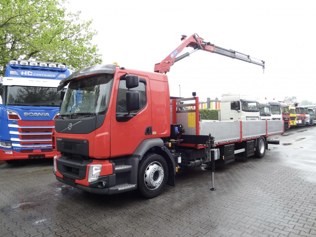 Volvo FL 280.18 mit Kran HMF 910 K3 - Tovornjak s kesonom, Tovornjak z dvigalom: slika 1 Volvo FL 280.18 mit Kran HMF 910 K3 - Tovornjak s kesonom, Tovornjak z dvigalom: slika 1