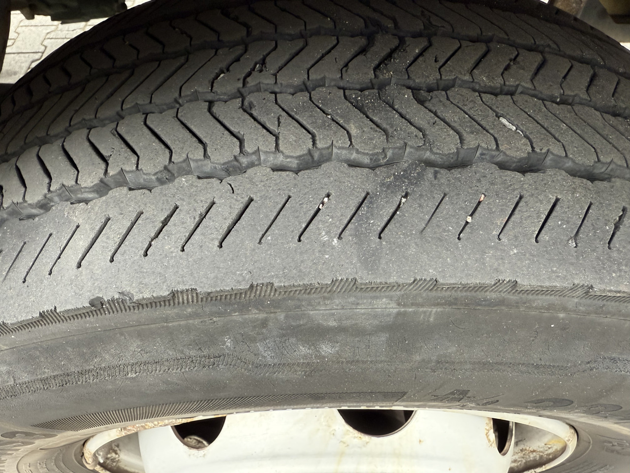 Volvo FL250.16 HMF 875 K3 - Tovornjak s kesonom, Tovornjak z dvigalom: slika 3 Volvo FL250.16 HMF 875 K3 - Tovornjak s kesonom, Tovornjak z dvigalom: slika 3