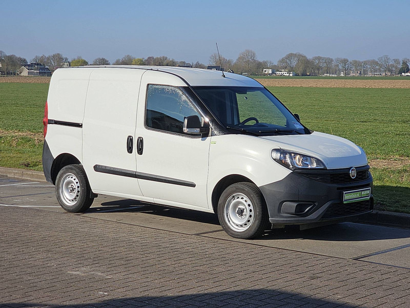 Fiat Doblò 1.3 L1 Airco Euro6 NAP! - Dostavno vozilo z zabojnikom: slika 5 Fiat Doblò 1.3 L1 Airco Euro6 NAP! - Dostavno vozilo z zabojnikom: slika 5