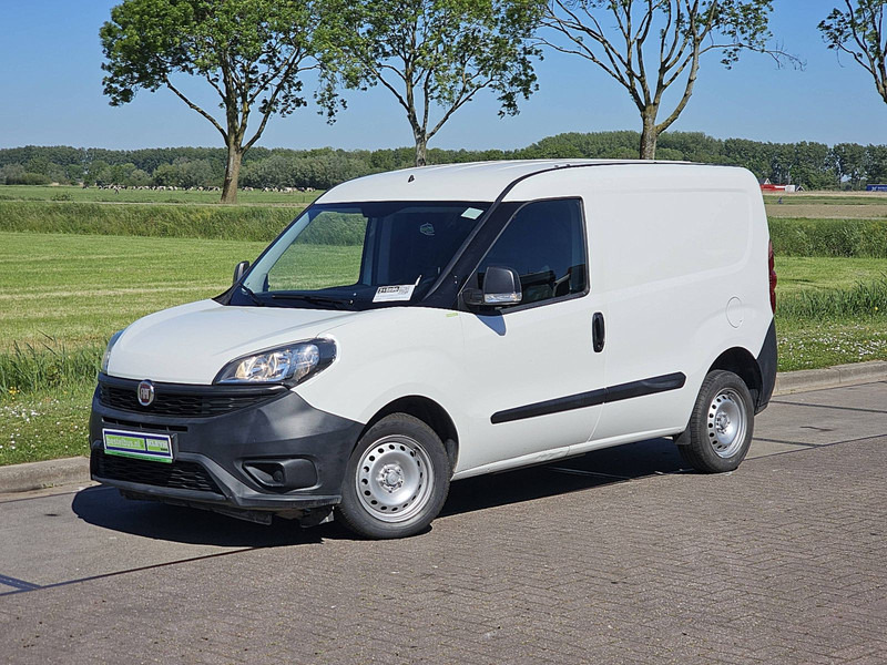 Fiat Doblò CARGO 1.6 L1 NL-Auto Trekhaak - Mali kombi: slika 2 Fiat Doblò CARGO 1.6 L1 NL-Auto Trekhaak - Mali kombi: slika 2