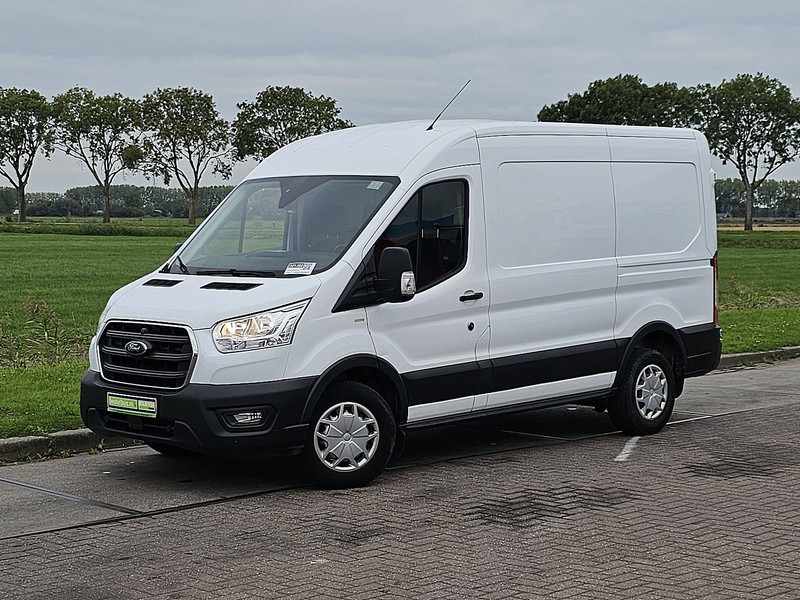 Ford Transit 2.0 TDCI 130 L2H2 - Furgon: slika 2 Ford Transit 2.0 TDCI 130 L2H2 - Furgon: slika 2