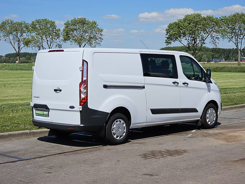 Ford Transit Custom 2.0 L2H1 Dub.- Cab. AC - Mali kombi: slika 3 Ford Transit Custom 2.0 L2H1 Dub.- Cab. AC - Mali kombi: slika 3