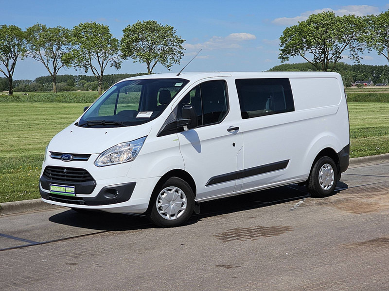 Ford Transit Custom 2.0 L2H1 Dub.- Cab. AC - Mali kombi: slika 2 Ford Transit Custom 2.0 L2H1 Dub.- Cab. AC - Mali kombi: slika 2