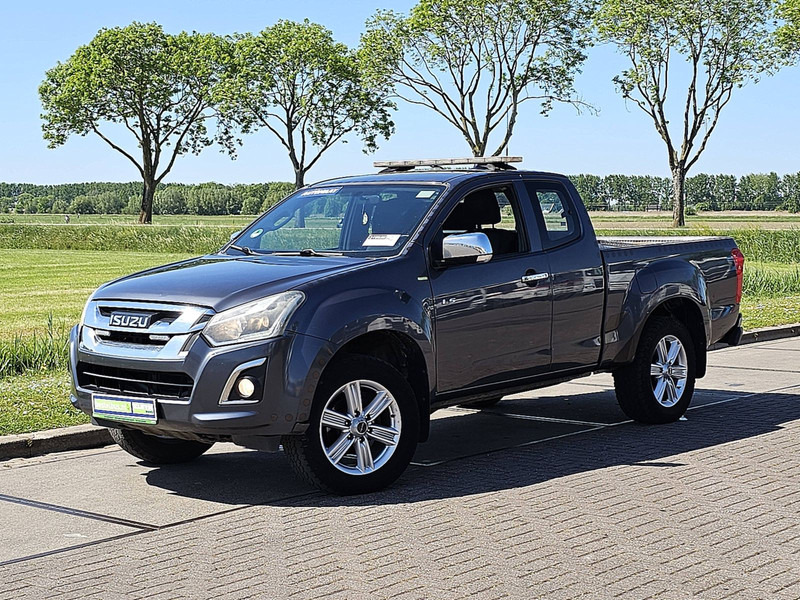 Isuzu D-max 1.9D ac automaat EURO6 - Poltovornjak: slika 2 Isuzu D-max 1.9D ac automaat EURO6 - Poltovornjak: slika 2