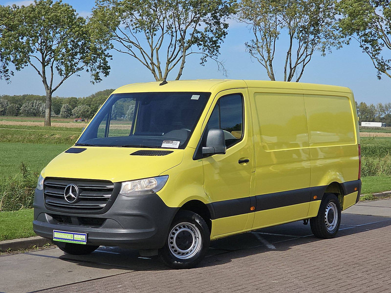 Mercedes-Benz Sprinter 314 CDI L2H1 - Mali kombi: slika 2 Mercedes-Benz Sprinter 314 CDI L2H1 - Mali kombi: slika 2