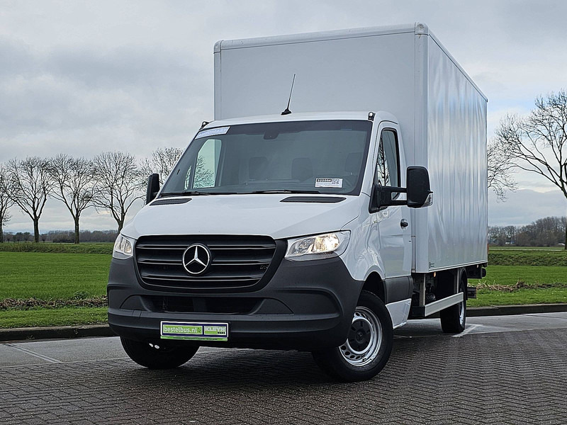 Mercedes-Benz Sprinter 315 Bakwagen Laadklep! - Dostavno vozilo z zabojnikom: slika 1 Mercedes-Benz Sprinter 315 Bakwagen Laadklep! - Dostavno vozilo z zabojnikom: slika 1
