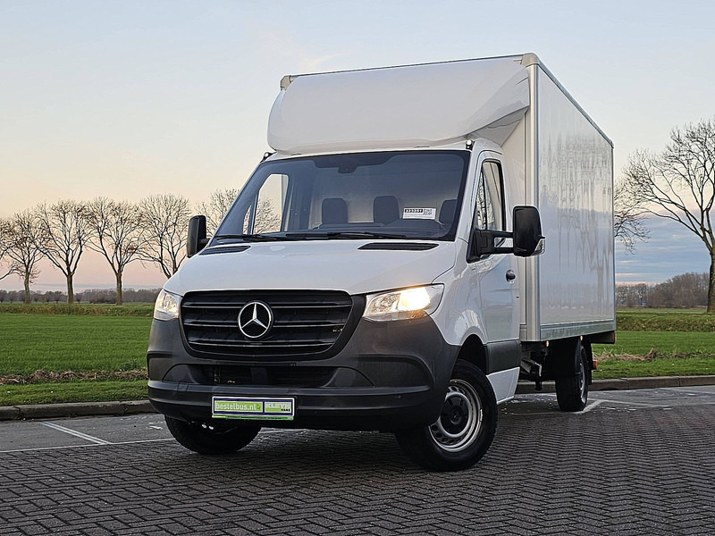 Mercedes-Benz Sprinter 315 Bakwagen Laadklep! - Dostavno vozilo z zabojnikom: slika 1 Mercedes-Benz Sprinter 315 Bakwagen Laadklep! - Dostavno vozilo z zabojnikom: slika 1