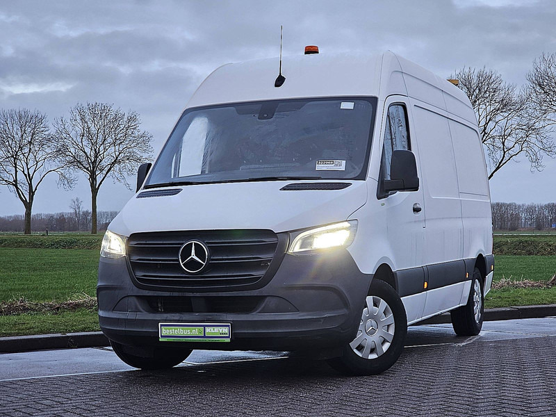 Mercedes-Benz Sprinter 315 CDI L2H2 PRO - Furgon: slika 1 Mercedes-Benz Sprinter 315 CDI L2H2 PRO - Furgon: slika 1