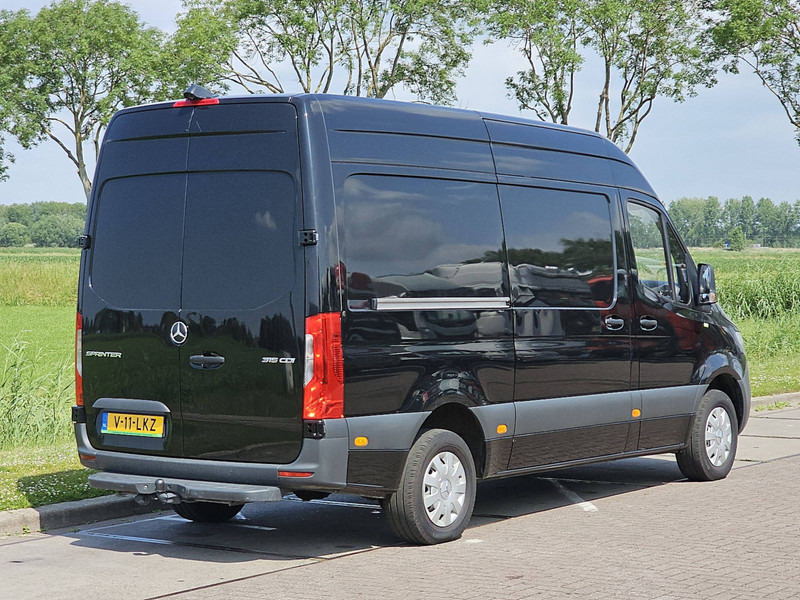 Mercedes-Benz Sprinter 315 L2H2 Mbux Euro6 AC! - Mali kombi: slika 3 Mercedes-Benz Sprinter 315 L2H2 Mbux Euro6 AC! - Mali kombi: slika 3
