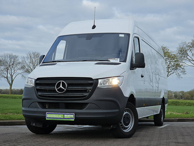 Mercedes-Benz Sprinter 315 L3H2 Mbux Airco Eur6 - Furgon: slika 1 Mercedes-Benz Sprinter 315 L3H2 Mbux Airco Eur6 - Furgon: slika 1