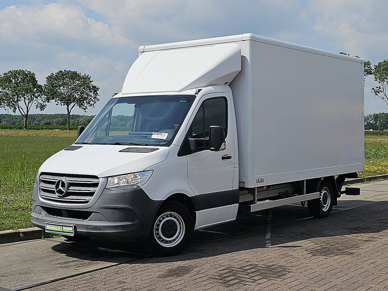Mercedes-Benz Sprinter 316 Bakwagen Laadklep! - Dostavno vozilo z zabojnikom: slika 2 Mercedes-Benz Sprinter 316 Bakwagen Laadklep! - Dostavno vozilo z zabojnikom: slika 2