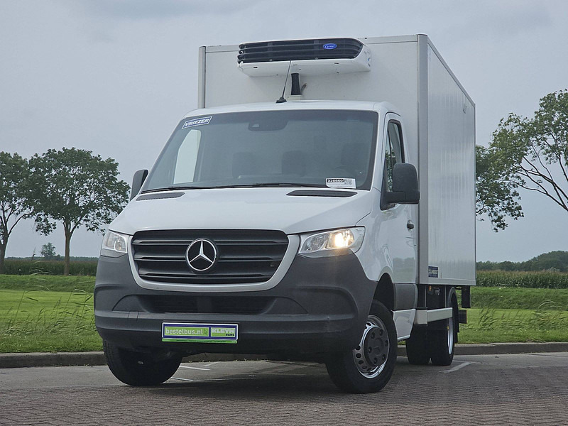 Mercedes-Benz Sprinter 516 CDI FRIGO LAADKLEP - Hladilno vozilo: slika 1 Mercedes-Benz Sprinter 516 CDI FRIGO LAADKLEP - Hladilno vozilo: slika 1