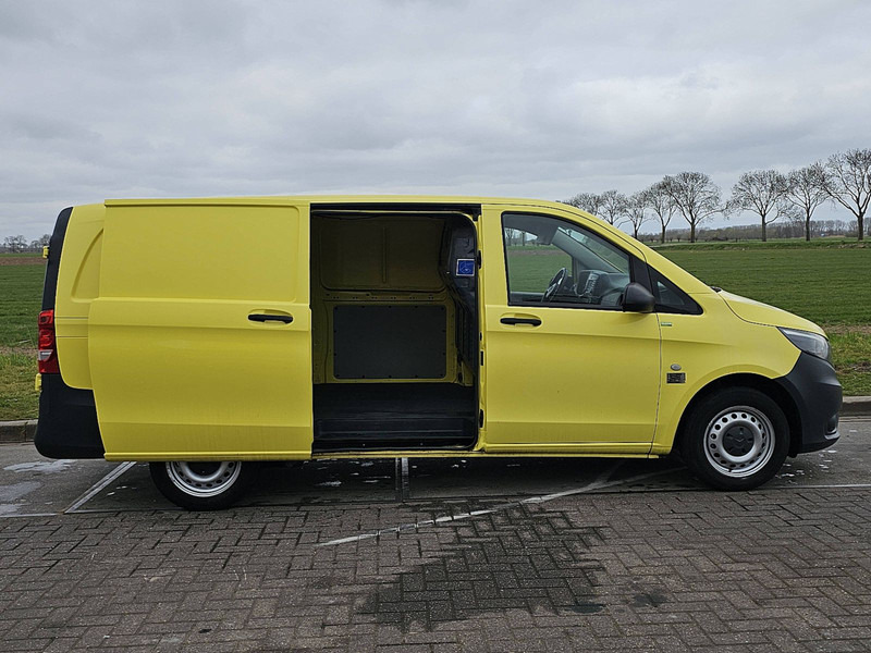 Mali kombi Mercedes-Benz Vito 114 CDI AUT. L2H1: slika 13