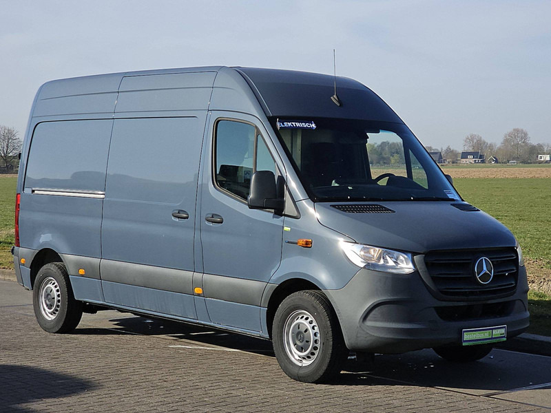 Mercedes-Benz eSprinter L2H2 41kWh Demo! - Furgon, Električno dostavno vozilo: slika 5 Mercedes-Benz eSprinter L2H2 41kWh Demo! - Furgon, Električno dostavno vozilo: slika 5