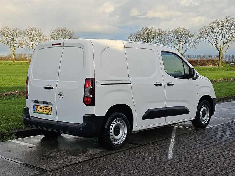 Opel Combo 1.6 Navi Euro6 NAP - Dostavno vozilo z zabojnikom: slika 3 Opel Combo 1.6 Navi Euro6 NAP - Dostavno vozilo z zabojnikom: slika 3