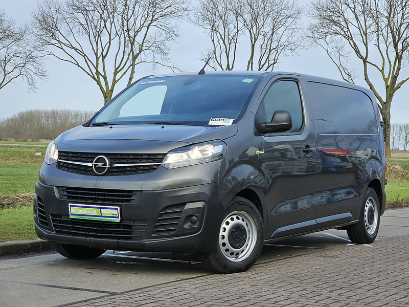 Opel Vivaro 2.0 AC AUTOMAAT EURO6 - Mali kombi: slika 2 Opel Vivaro 2.0 AC AUTOMAAT EURO6 - Mali kombi: slika 2