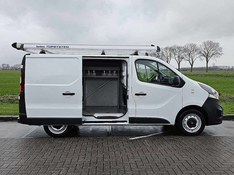 Mali kombi Opel Vivaro: slika 15 Mali kombi Opel Vivaro: slika 15