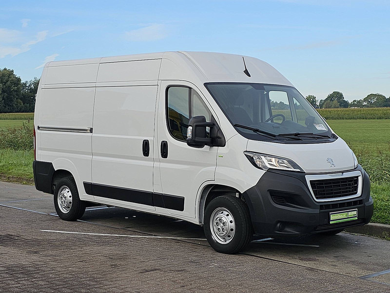 Peugeot Boxer 2.2 BHDI 120 L2H2 PREM. - Furgon: slika 5 Peugeot Boxer 2.2 BHDI 120 L2H2 PREM. - Furgon: slika 5
