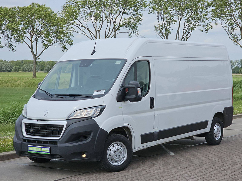 Peugeot Boxer 2.2 L3H2 140Pk Navi Eur6 - Furgon: slika 2 Peugeot Boxer 2.2 L3H2 140Pk Navi Eur6 - Furgon: slika 2