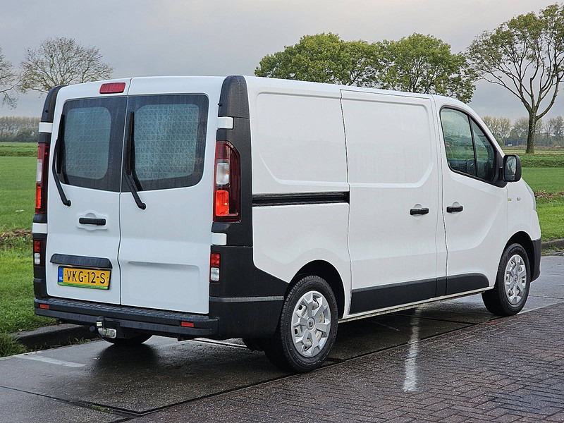Renault Trafic 1.6 DCI L1H1 Navi Euro6 AC! - Mali kombi: slika 3 Renault Trafic 1.6 DCI L1H1 Navi Euro6 AC! - Mali kombi: slika 3