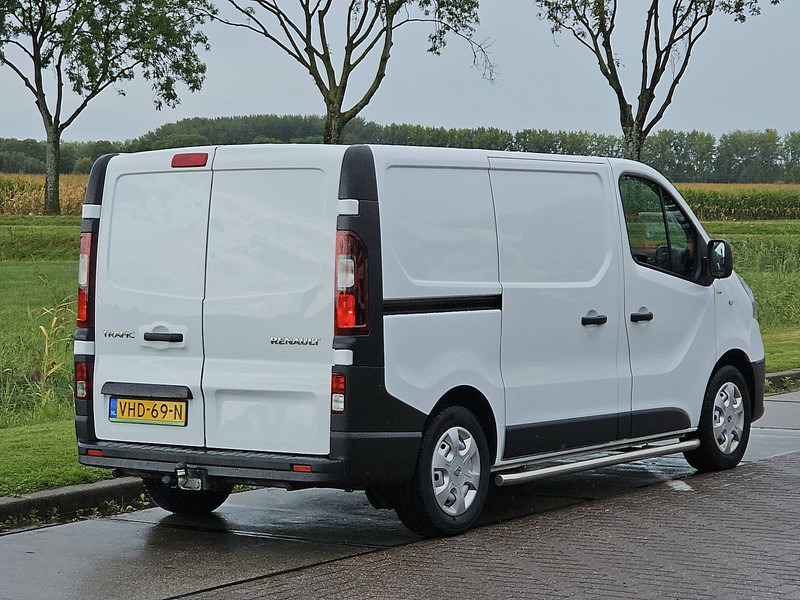 Renault Trafic 2.0 DCI 120 COMF. L1H1 - Mali kombi: slika 3 Renault Trafic 2.0 DCI 120 COMF. L1H1 - Mali kombi: slika 3