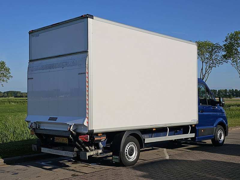 Volkswagen Crafter 35 2.0 ac EURO6 - Dostavno vozilo z zabojnikom: slika 3 Volkswagen Crafter 35 2.0 ac EURO6 - Dostavno vozilo z zabojnikom: slika 3