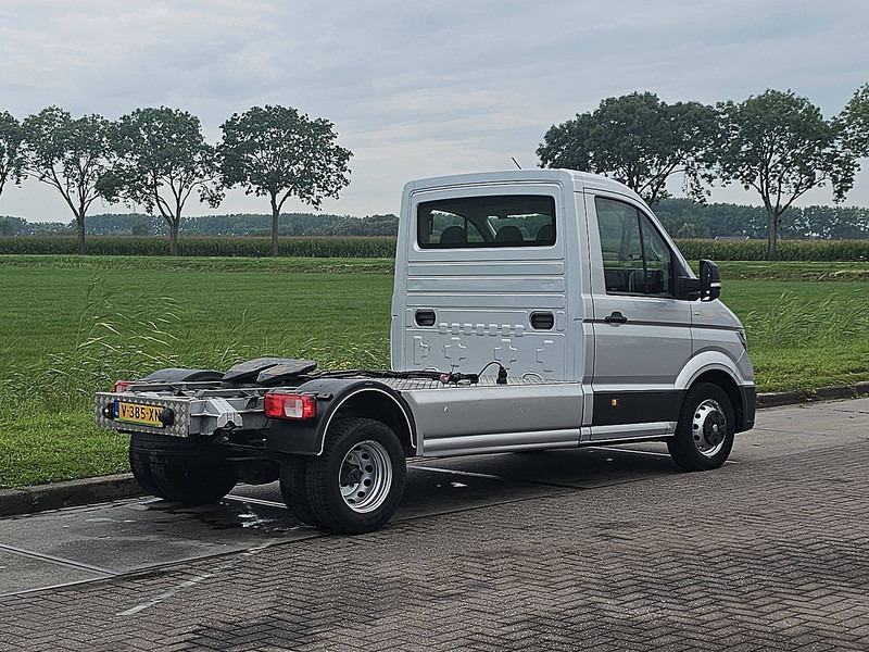Volkswagen Crafter 50 2.0 TDI 177 TREKKER - Furgon: slika 3 Volkswagen Crafter 50 2.0 TDI 177 TREKKER - Furgon: slika 3