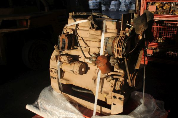 John Deere 4230 DF - Motor za Industrijska oprema: slika 2 John Deere 4230 DF - Motor za Industrijska oprema: slika 2