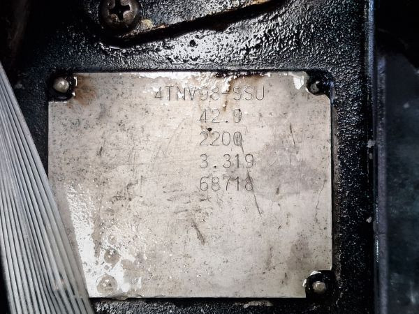 Yanmar 4TNV98-SSU Engine (Plant) - Motor za Gradbeni stroj: slika 2 Yanmar 4TNV98-SSU Engine (Plant) - Motor za Gradbeni stroj: slika 2