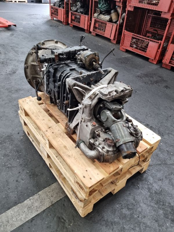 ZF 6S85 with voith Retarder Gearbox - Menjalnik: slika 4 ZF 6S85 with voith Retarder Gearbox - Menjalnik: slika 4