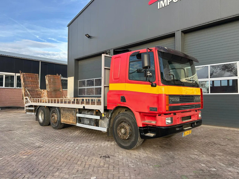 DAF CF75.250 - Tovornjak avtotransporter: slika 2 DAF CF75.250 - Tovornjak avtotransporter: slika 2