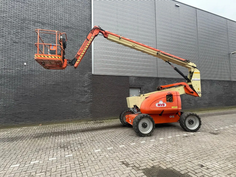 JLG 600AJ - Teleskopska dvižna ploščad: slika 1 JLG 600AJ - Teleskopska dvižna ploščad: slika 1