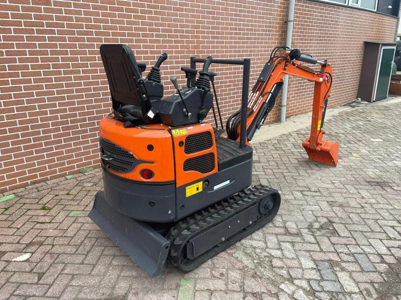 Rhino RTE-11B - Mini bager: slika 3 Rhino RTE-11B - Mini bager: slika 3