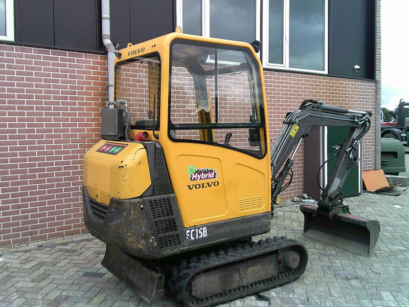 Volvo EC15B - Mini bager: slika 3 Volvo EC15B - Mini bager: slika 3