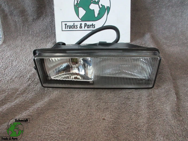 DAF 1328860 MISTLAMP DAF XF CF LF EURO 3 NIEUWE !!! LINKS - Meglenke za Tovornjak: slika 1 DAF 1328860 MISTLAMP DAF XF CF LF EURO 3 NIEUWE !!! LINKS - Meglenke za Tovornjak: slika 1