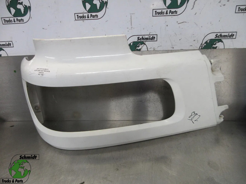 DAF 1363371 // 1363372 KOPLAMP RING DAF CF 75 EURO 5 RECHTS EN LINKS - Kabina in notranjost za Tovornjak: slika 1 DAF 1363371 // 1363372 KOPLAMP RING DAF CF 75 EURO 5 RECHTS EN LINKS - Kabina in notranjost za Tovornjak: slika 1
