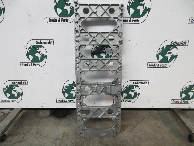 DAF 2047422 // 1794578 DAF XF CF 480 EURO 6 - Motor in deli za Tovornjak: slika 3 DAF 2047422 // 1794578 DAF XF CF 480 EURO 6 - Motor in deli za Tovornjak: slika 3