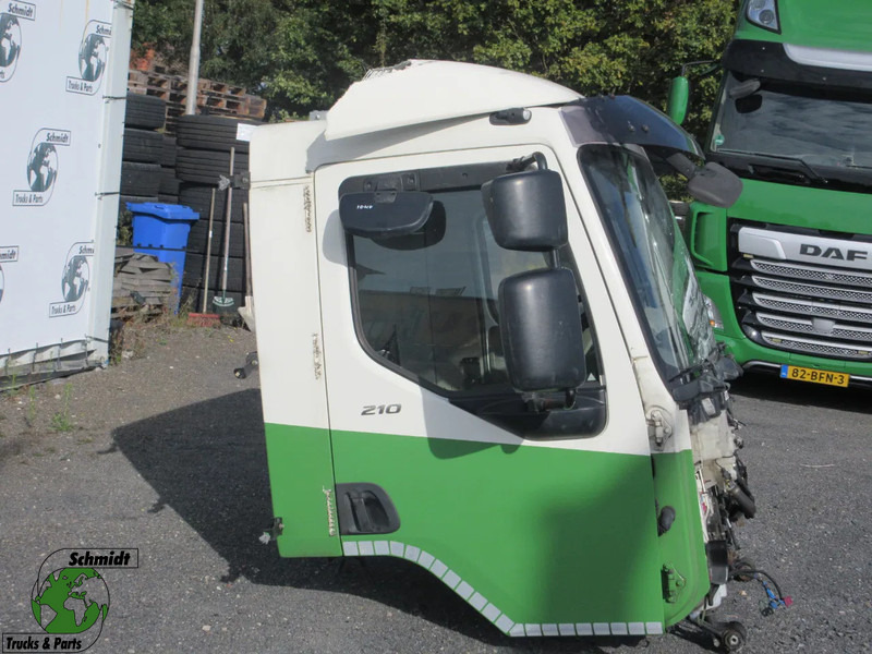 DAF 2363288 DAF 210 LF CABINE MODEL 2018 EURO 6 LICHT BESCHADIG VOOR ZIJDEN - Kabina in notranjost za Tovornjak: slika 1 DAF 2363288 DAF 210 LF CABINE MODEL 2018 EURO 6 LICHT BESCHADIG VOOR ZIJDEN - Kabina in notranjost za Tovornjak: slika 1