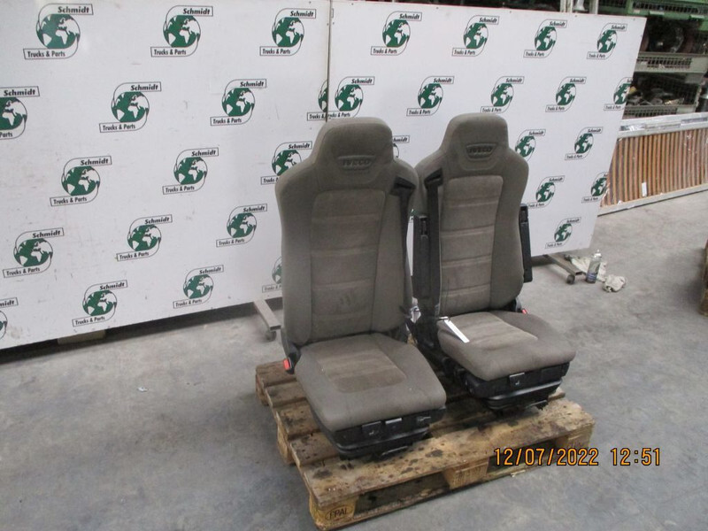 Iveco 5801416515 // 5801419691 HI WAY EURO 6 RECHT EN LINKS - Sedež za Tovornjak: slika 3 Iveco 5801416515 // 5801419691 HI WAY EURO 6 RECHT EN LINKS - Sedež za Tovornjak: slika 3