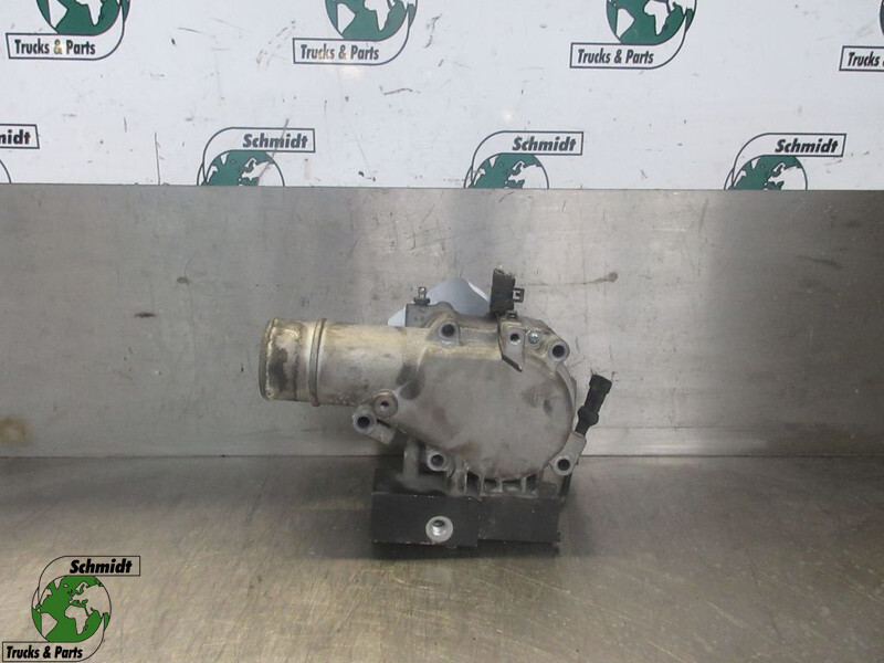 Iveco 5802055310 THERMOSTAATHUIS HI WAY EURO 6 - Motor in deli za Tovornjak: slika 1 Iveco 5802055310 THERMOSTAATHUIS HI WAY EURO 6 - Motor in deli za Tovornjak: slika 1