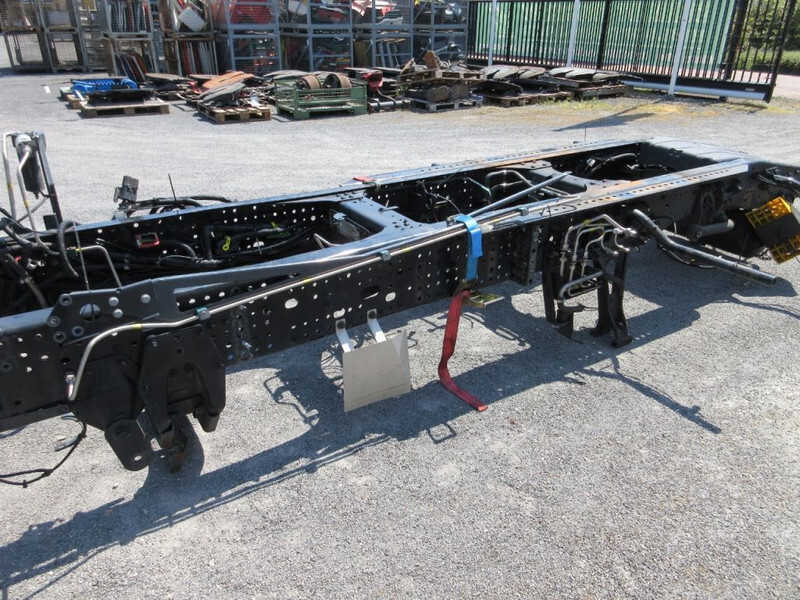 Iveco 5802420188 CHASSIS COMPLEET 440S46 S WAY 2021 - Okvir/ Šasija za Tovornjak: slika 5 Iveco 5802420188 CHASSIS COMPLEET 440S46 S WAY 2021 - Okvir/ Šasija za Tovornjak: slika 5